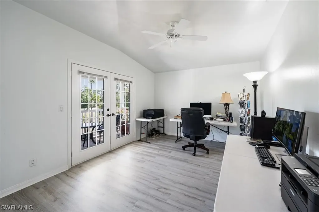 620 12th Avenue NE Naples FL 34120
