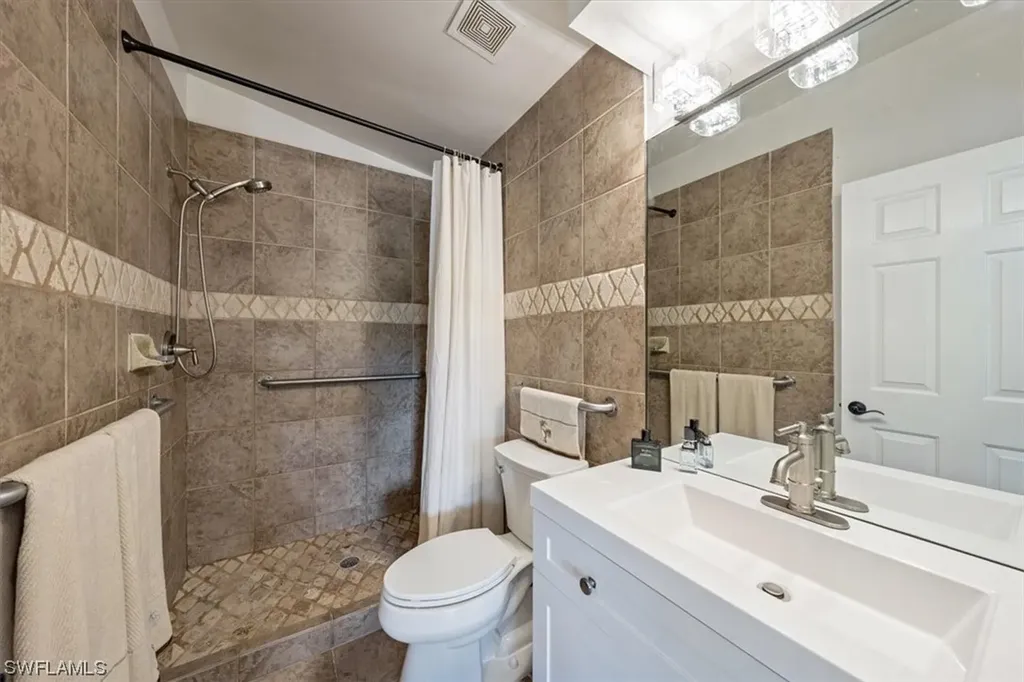 620 12th Avenue NE Naples FL 34120