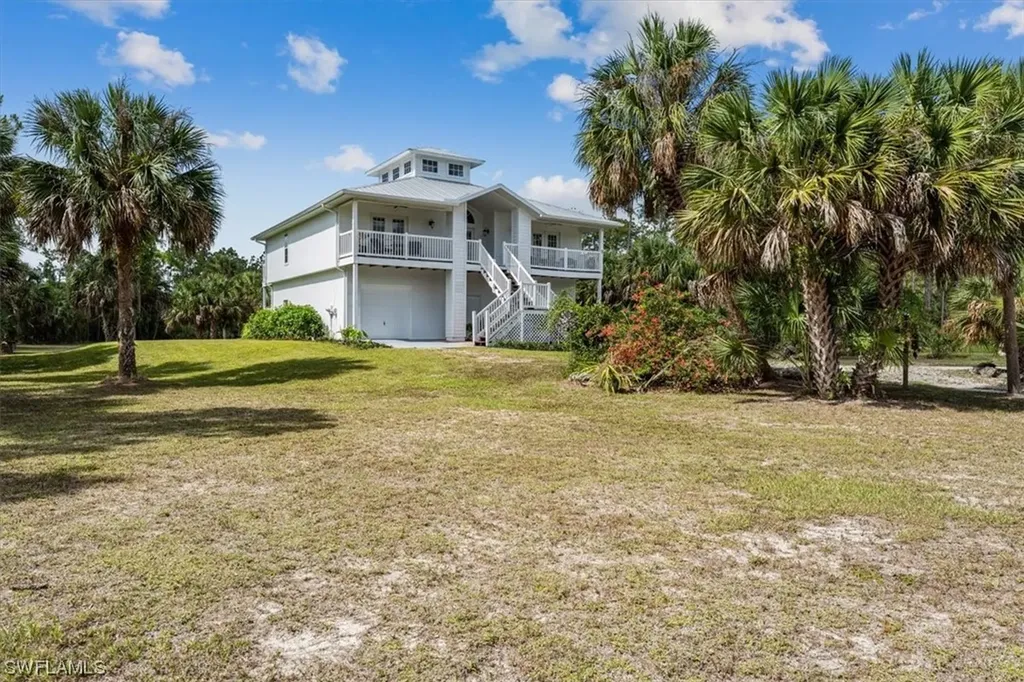 620 12th Avenue NE Naples FL 34120