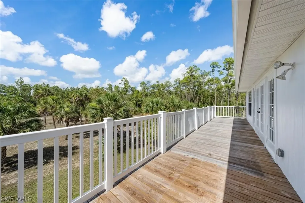 620 12th Avenue NE Naples FL 34120