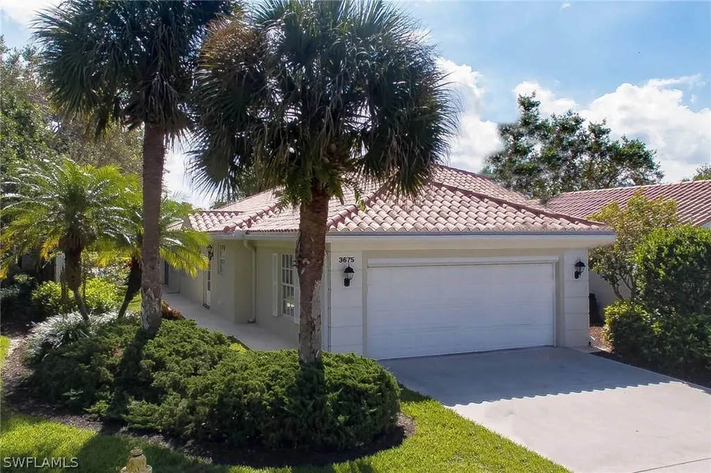Naples FL, 3675 El Segundo Court