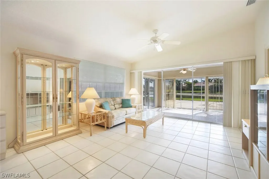 3675 El Segundo Court Naples FL 34109