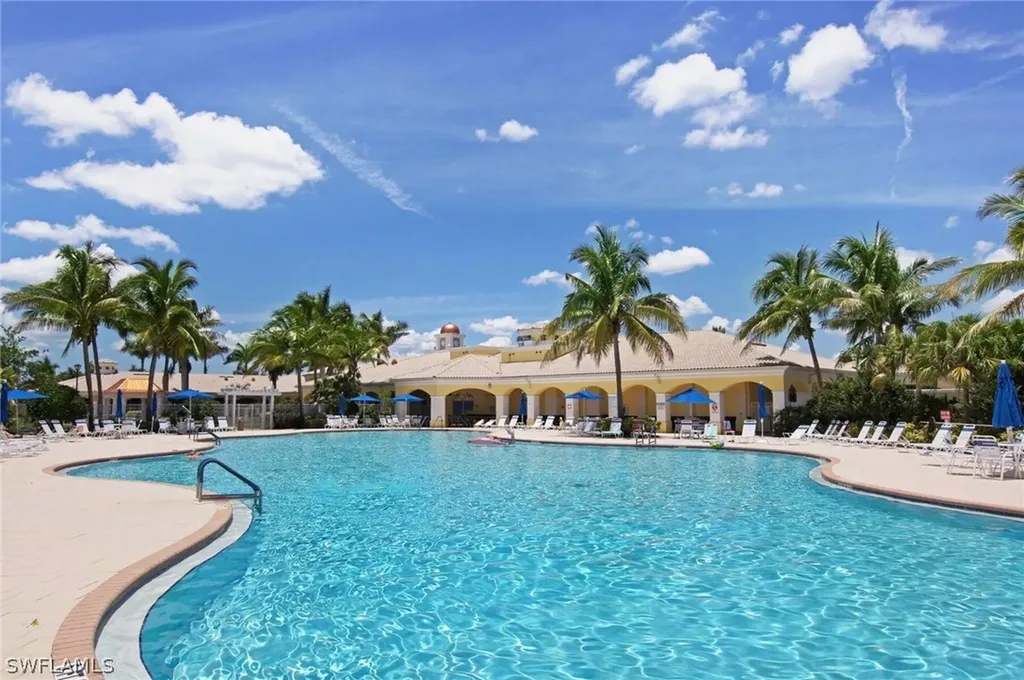 3675 El Segundo Court Naples FL 34109