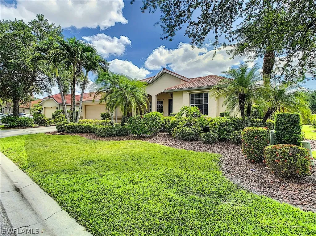 12129 Hidden Links Drive Fort Myers FL 33913