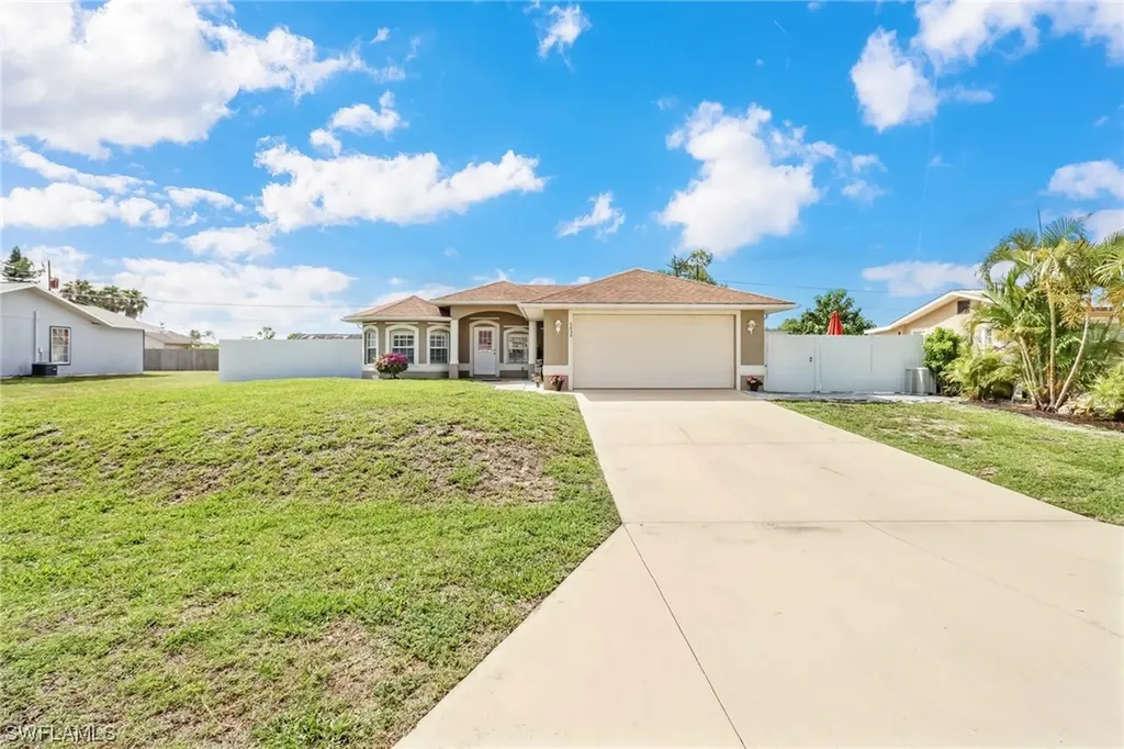 5436 26th Place SW Naples FL 34116