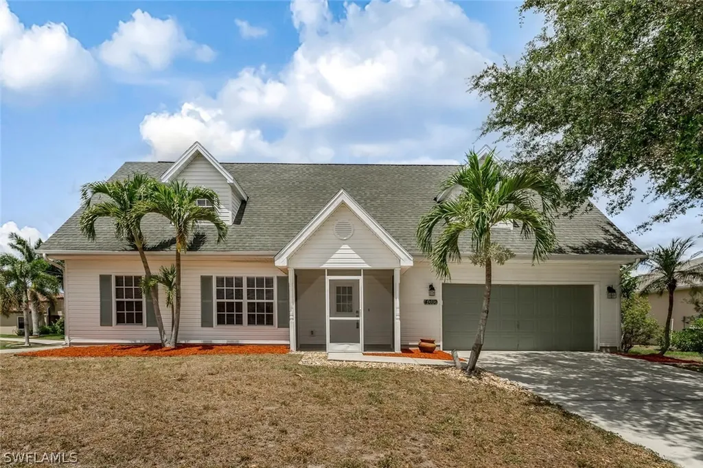 4010 SW 26th Court Cape Coral FL 33914