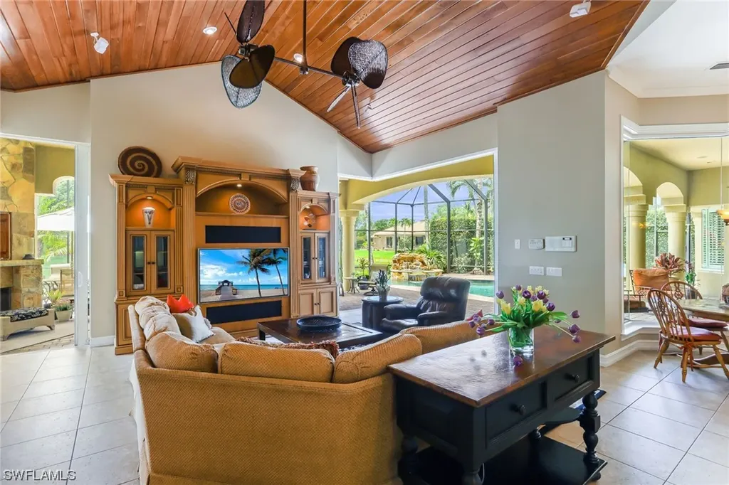 8780 Muirfield Drive Naples FL 34109