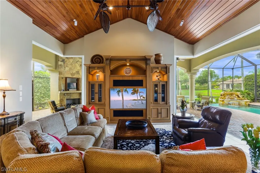 8780 Muirfield Drive Naples FL 34109