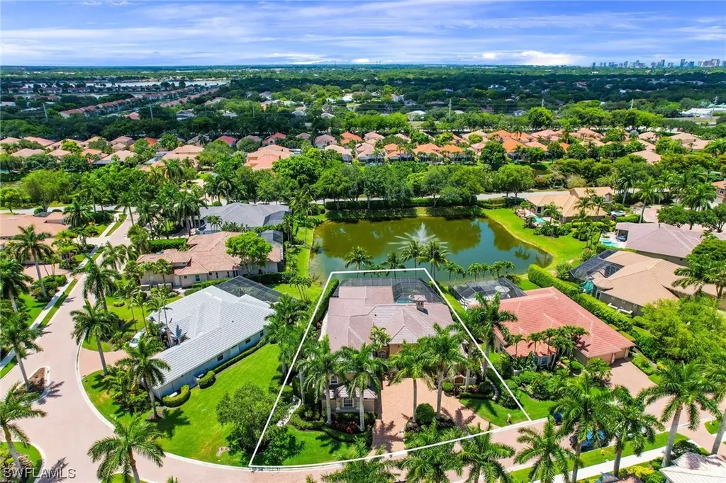 8780 Muirfield Drive Naples FL 34109