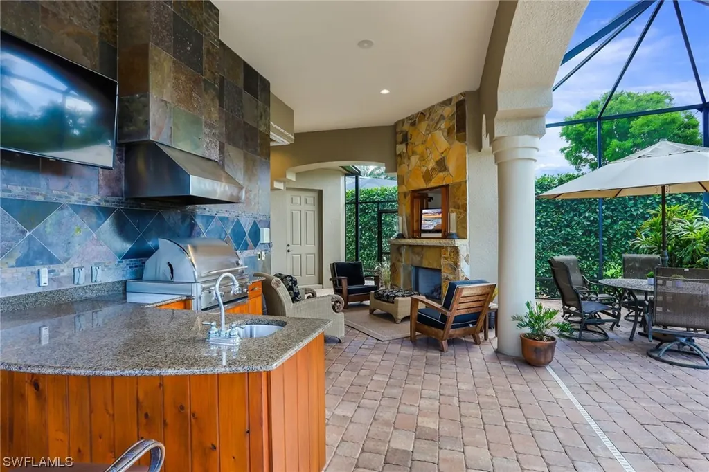8780 Muirfield Drive Naples FL 34109