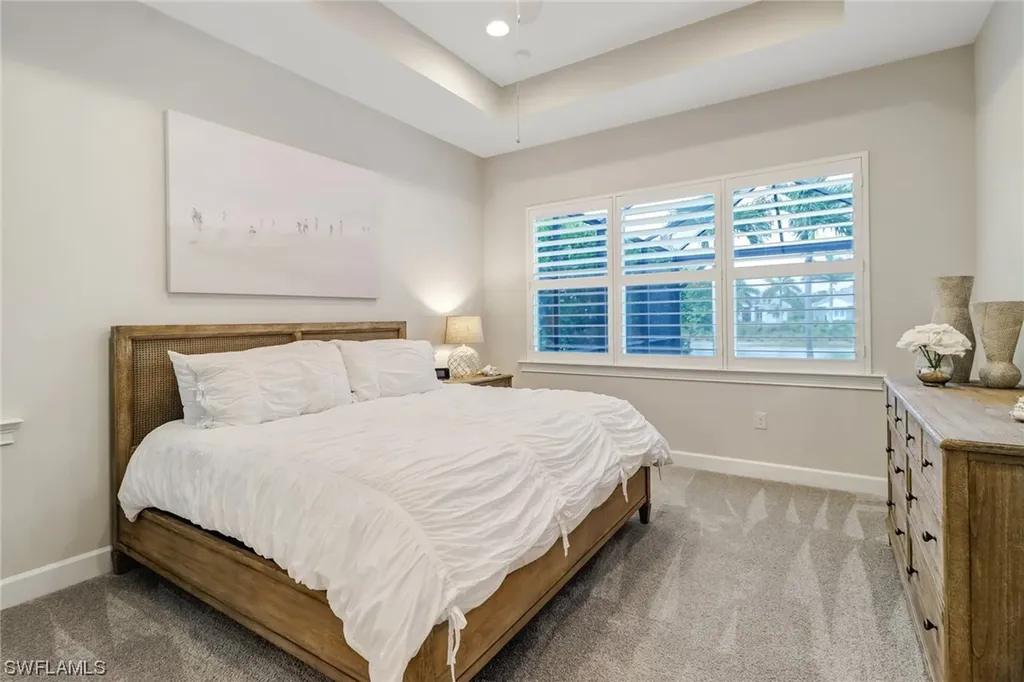 6410 Warwick Avenue Naples FL 34113