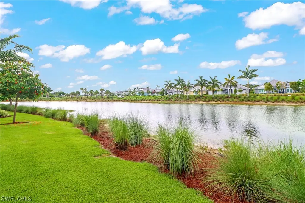 6410 Warwick Avenue Naples FL 34113