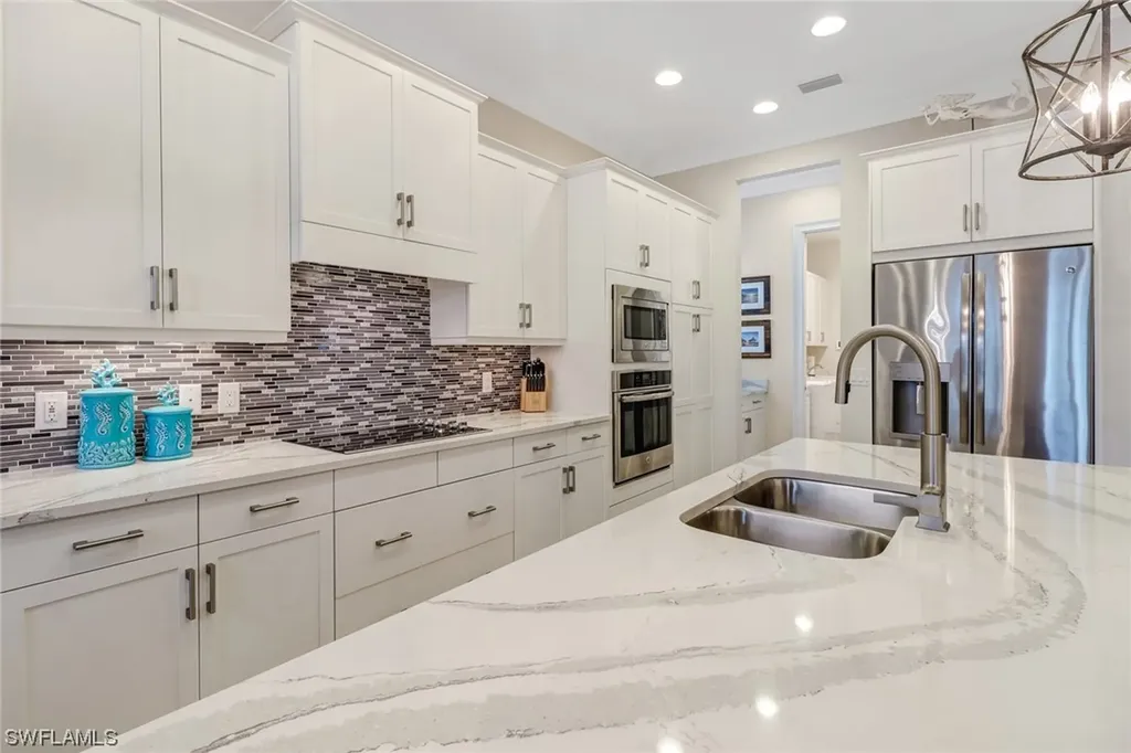 6410 Warwick Avenue Naples FL 34113