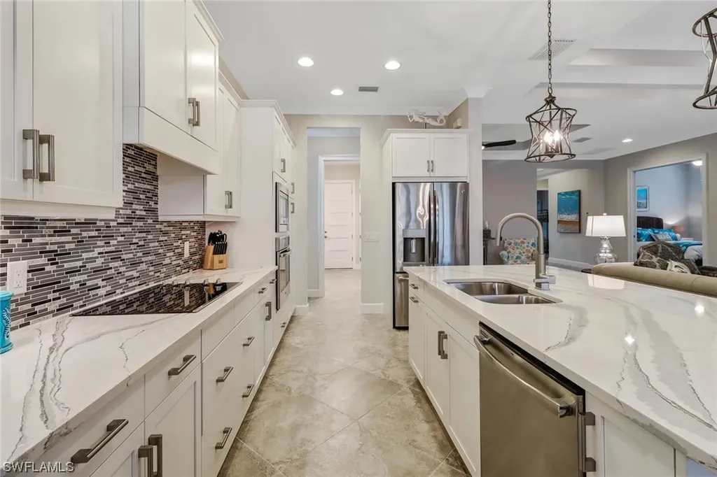 6410 Warwick Avenue Naples FL 34113