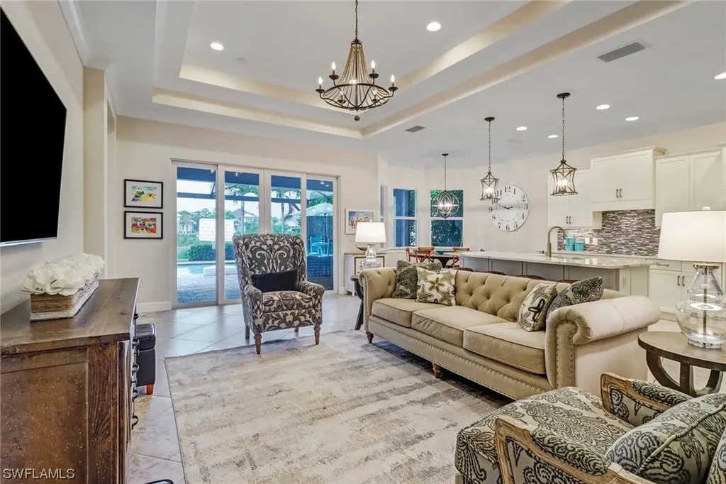6410 Warwick Avenue Naples FL 34113