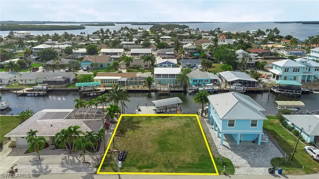2638 Clyde Street Matlacha FL 33993