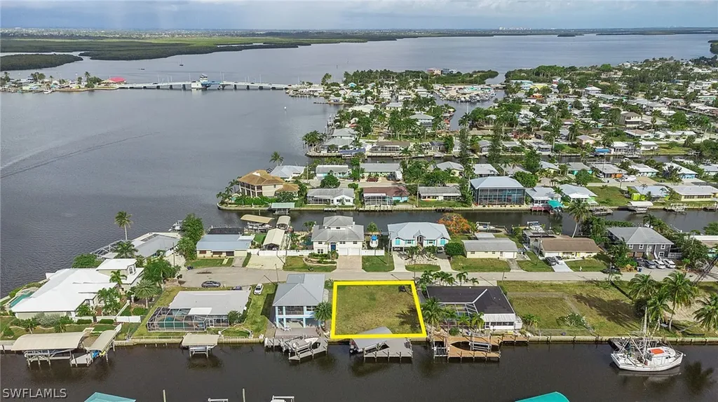 2638 Clyde Street Matlacha FL 33993
