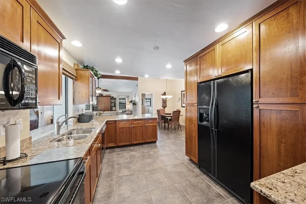1410 SW 18th Terrace Cape Coral FL 33991