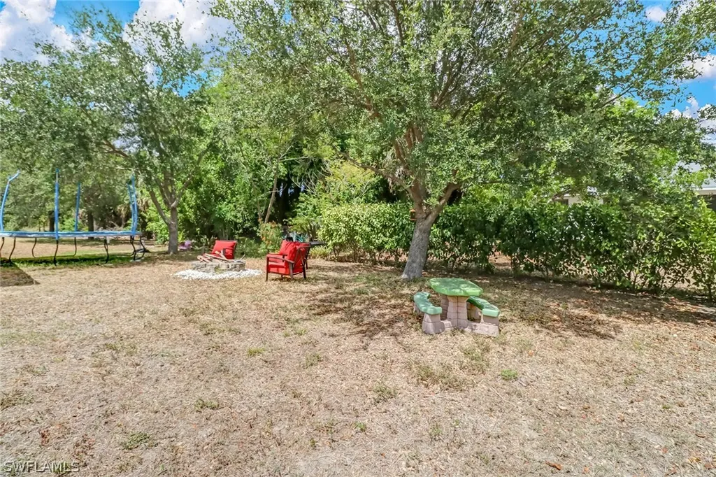 307 NW 13th Avenue Cape Coral FL 33993