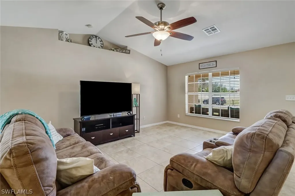 307 NW 13th Avenue Cape Coral FL 33993