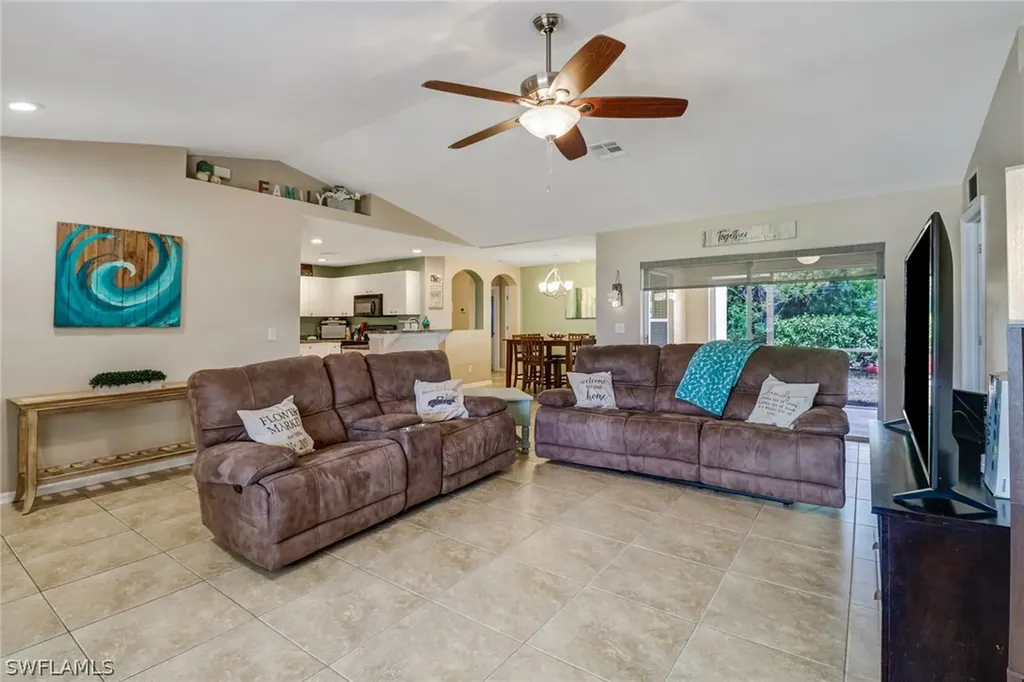 307 NW 13th Avenue Cape Coral FL 33993