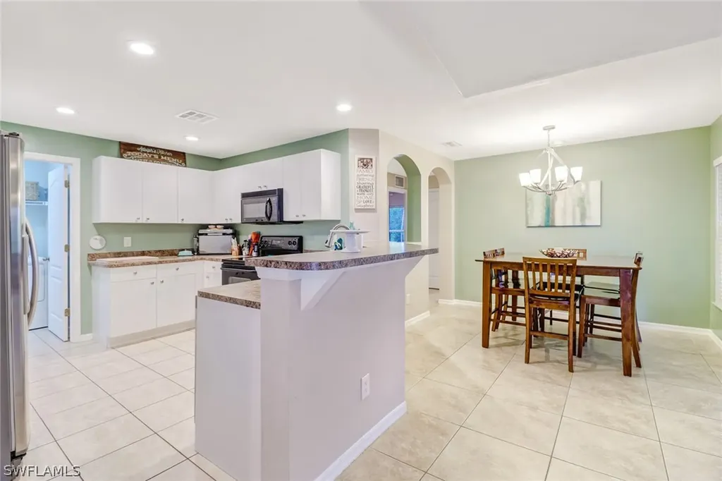 307 NW 13th Avenue Cape Coral FL 33993
