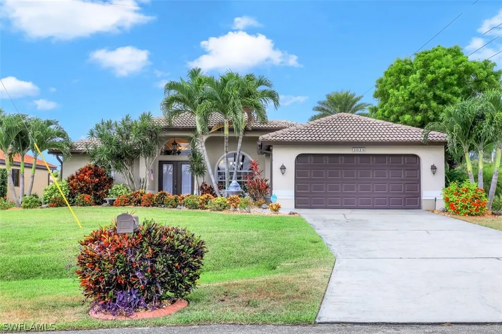 2028 SW 44th Terrace Cape Coral FL 33914