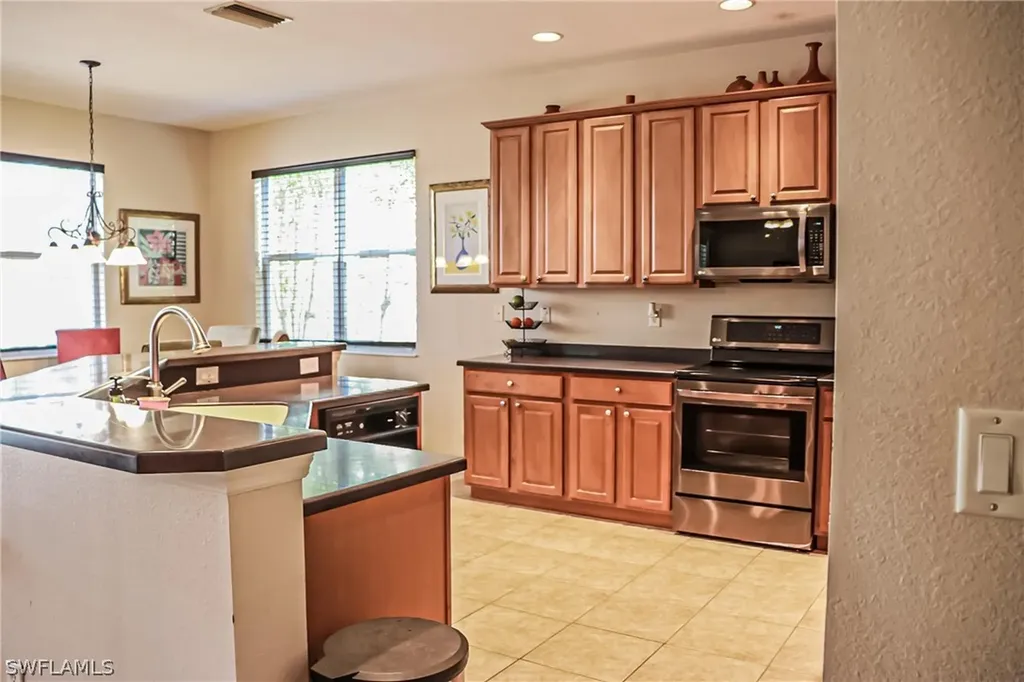 9530 Gladiolus Blossom Court Fort Myers FL 33908