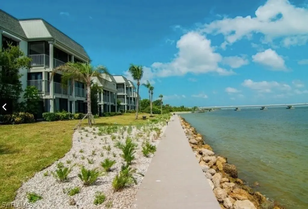 760 Sextant Drive Sanibel FL 33957