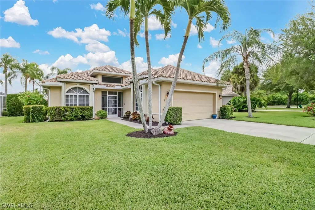 4362 Longshore Way S Naples FL 34119