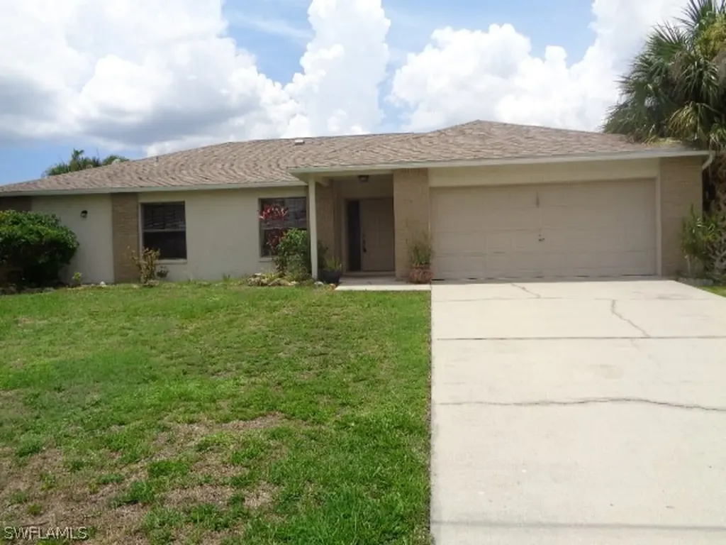 4412 SW 1st Place Cape Coral FL 33914