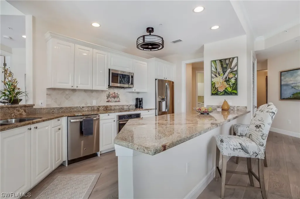 865 9th Avenue S Naples FL 34102