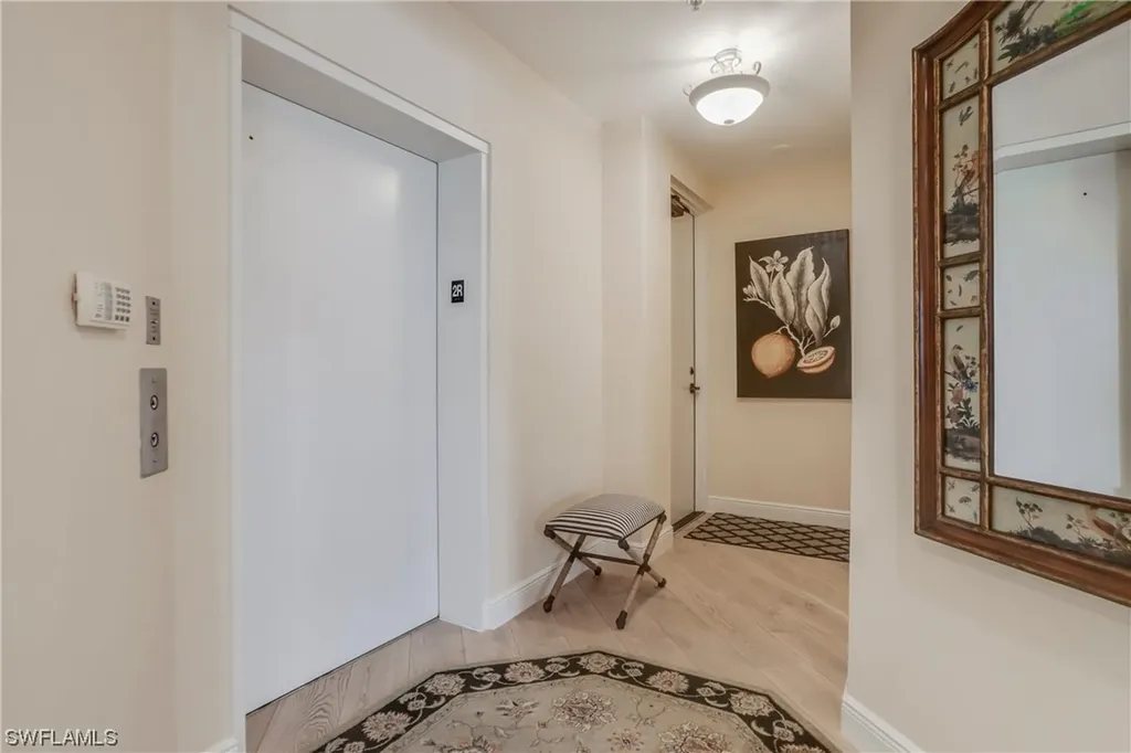 865 9th Avenue S Naples FL 34102