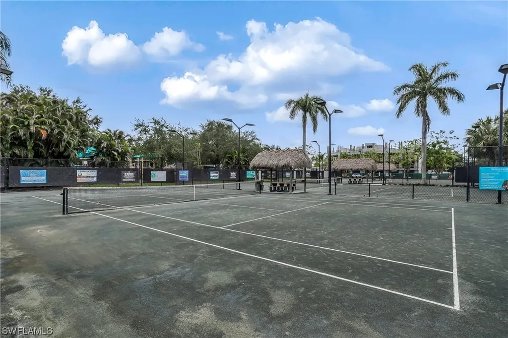 865 9th Avenue S Naples FL 34102