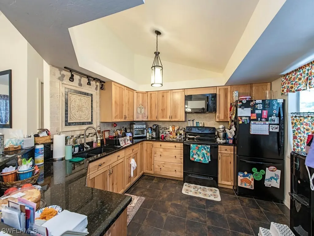 17445 Kentucky Road Fort Myers FL 33967