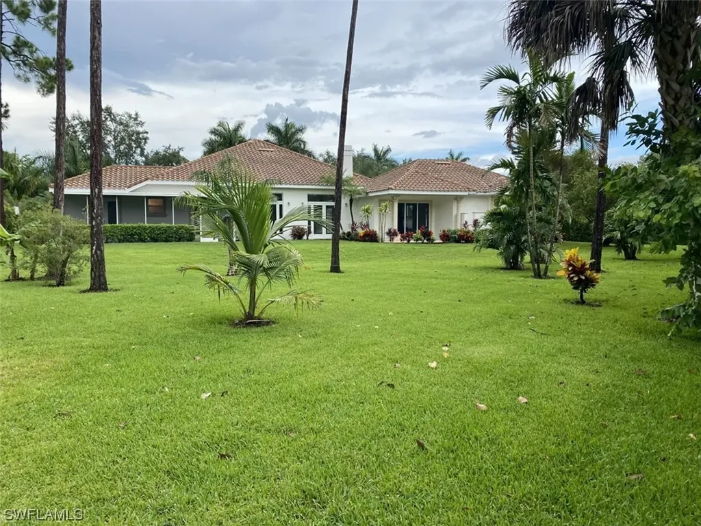 6615 Stonegate Drive Naples FL 34109