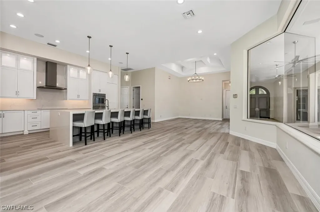 6615 Stonegate Drive Naples FL 34109