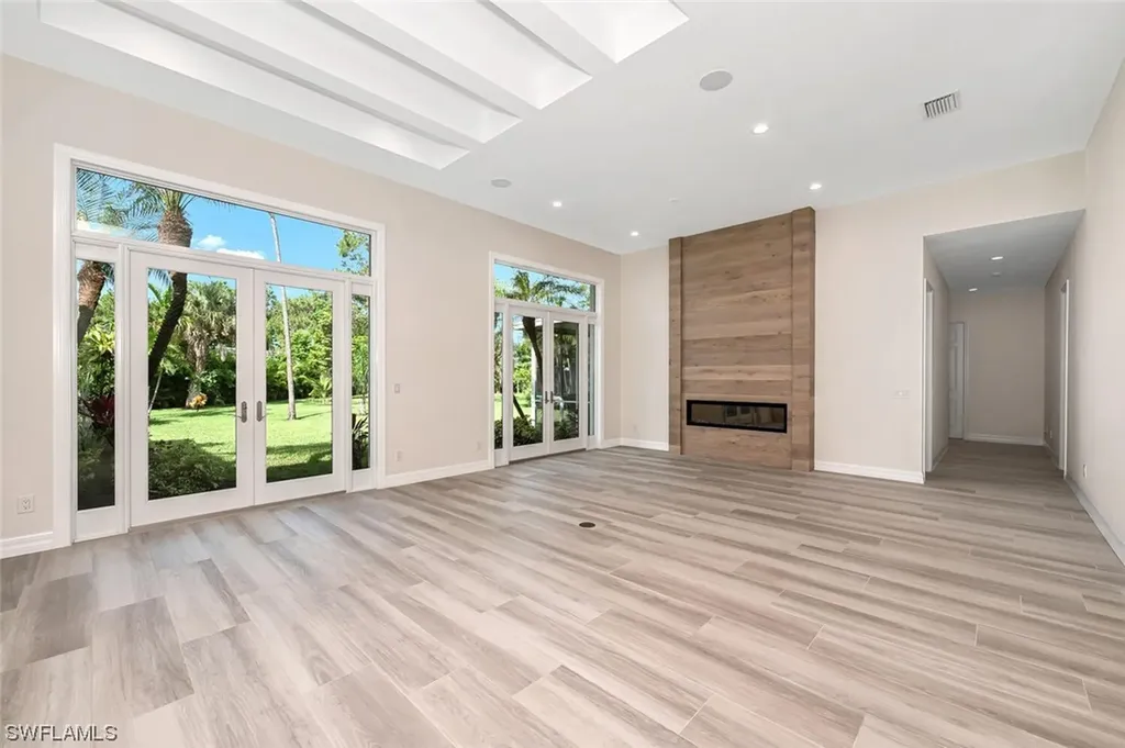6615 Stonegate Drive Naples FL 34109