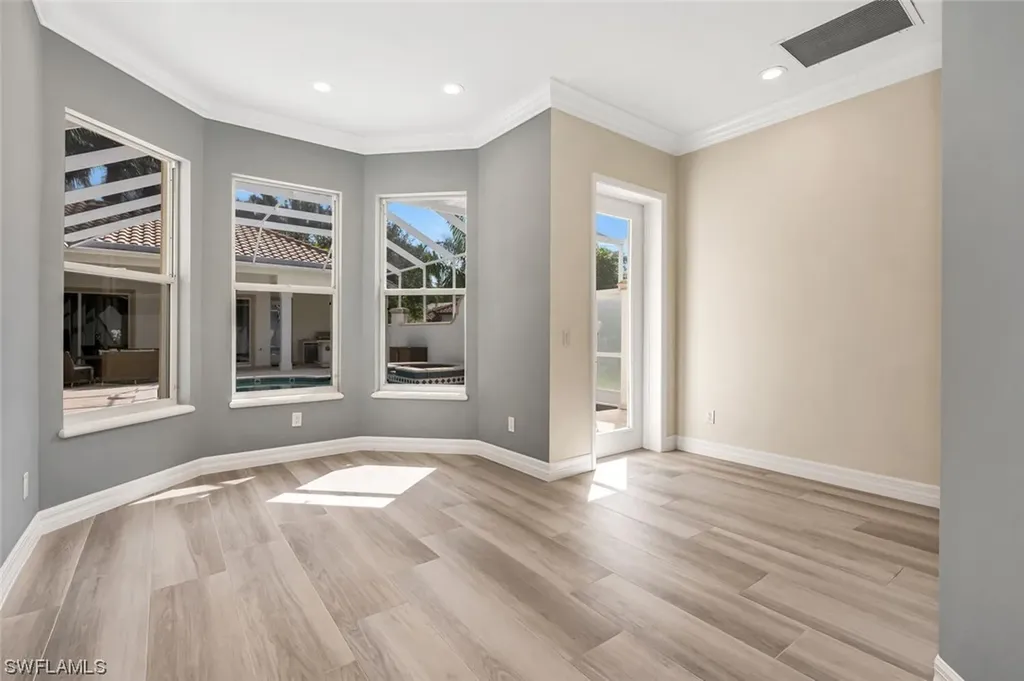 6615 Stonegate Drive Naples FL 34109