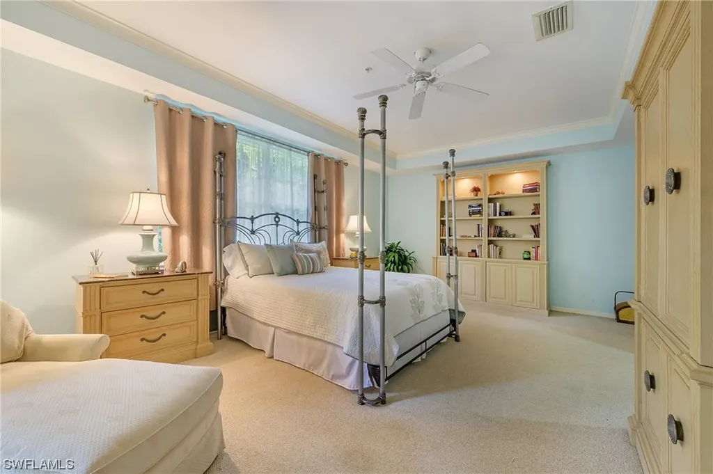 1675 Winding Oaks Way Naples FL 34109