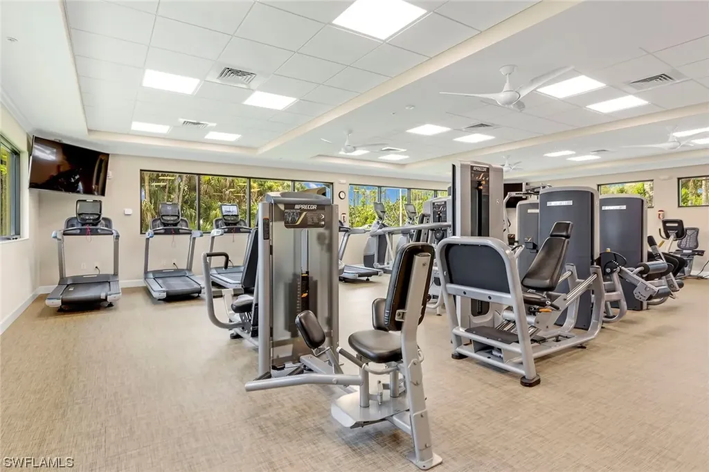 5862 Westbourgh Court Naples FL 34112