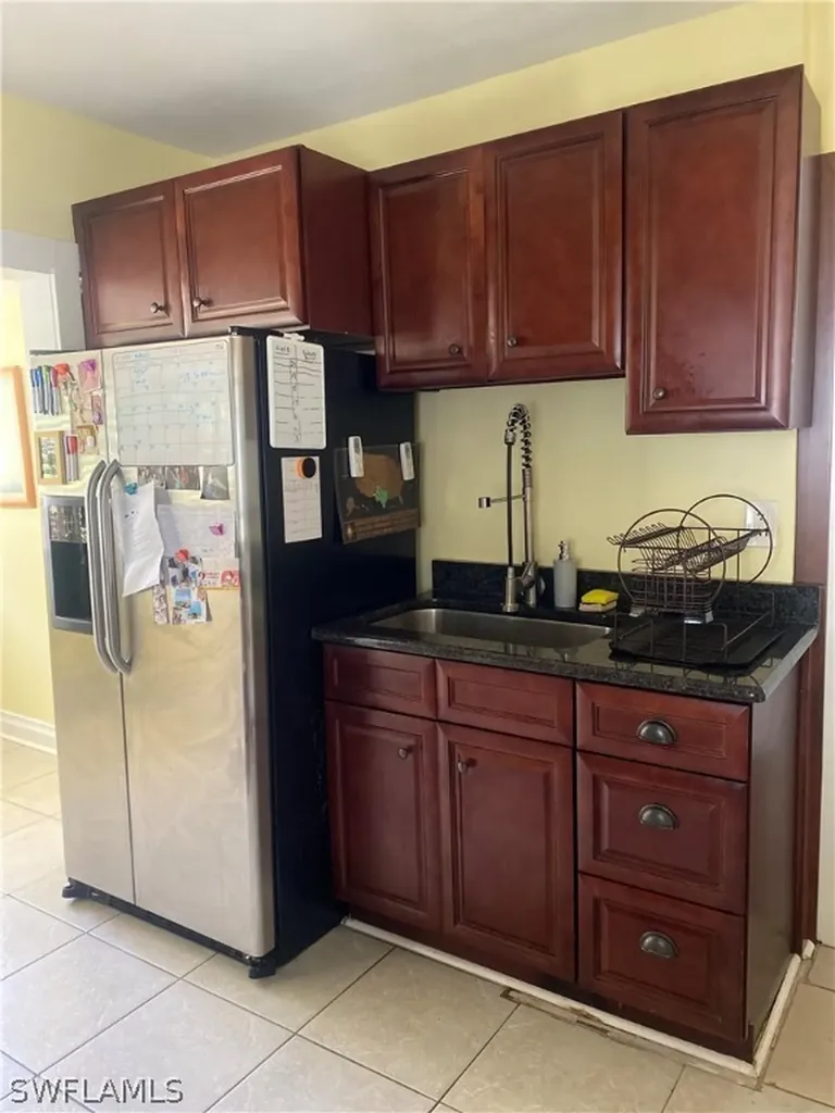 2233 Altamont Avenue Fort Myers FL 33901