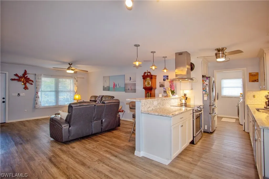 3483 Corana Way Naples FL 34105
