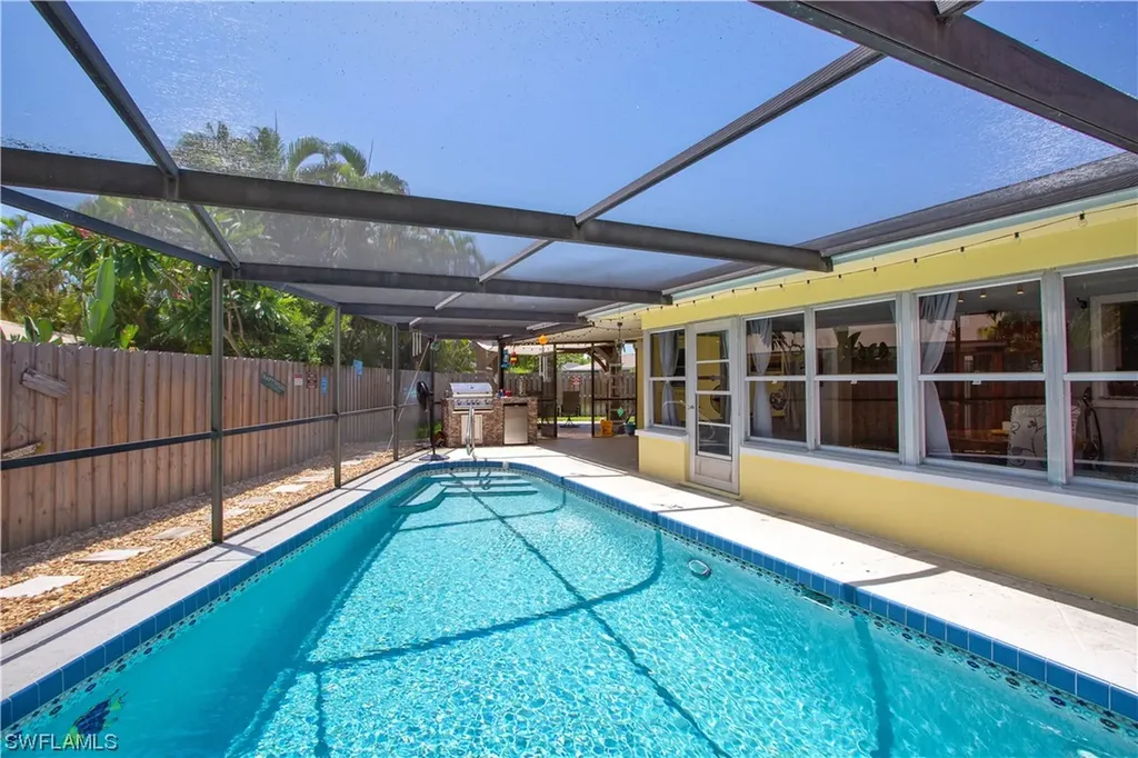 3483 Corana Way Naples FL 34105