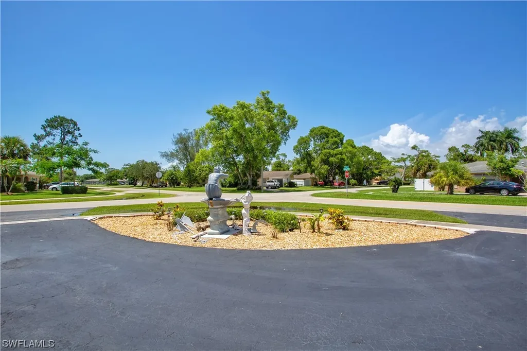 3483 Corana Way Naples FL 34105