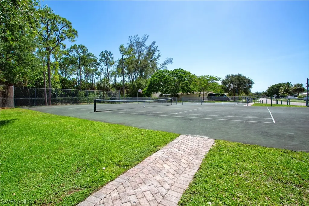 3483 Corana Way Naples FL 34105