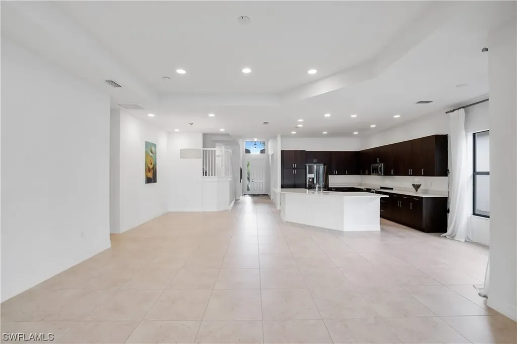 13715 Luna Drive Naples FL 34109