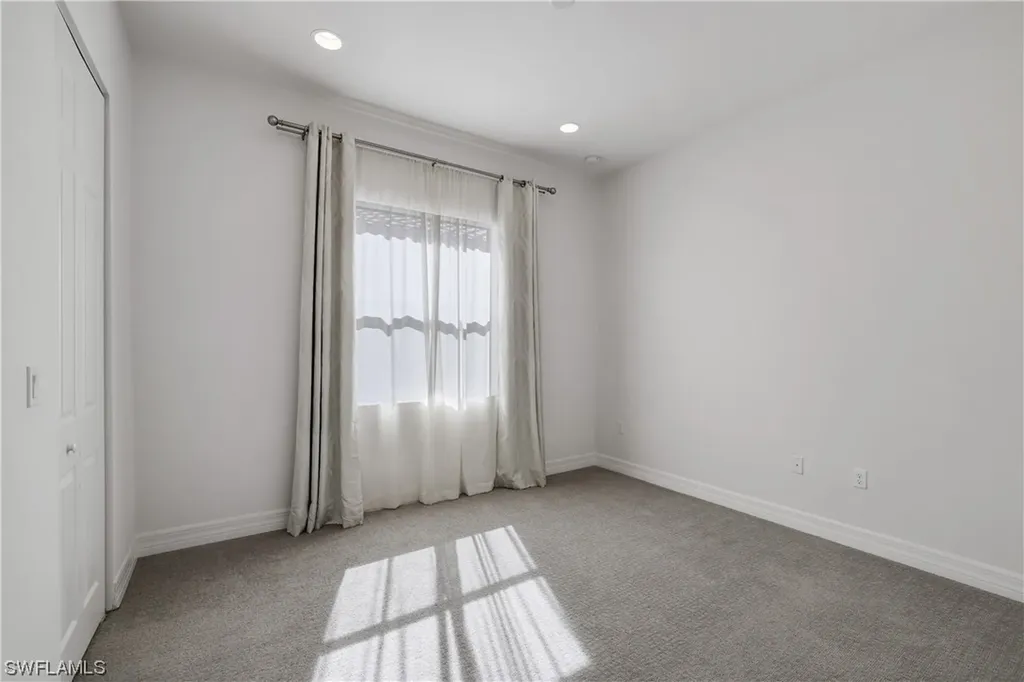 13715 Luna Drive Naples FL 34109