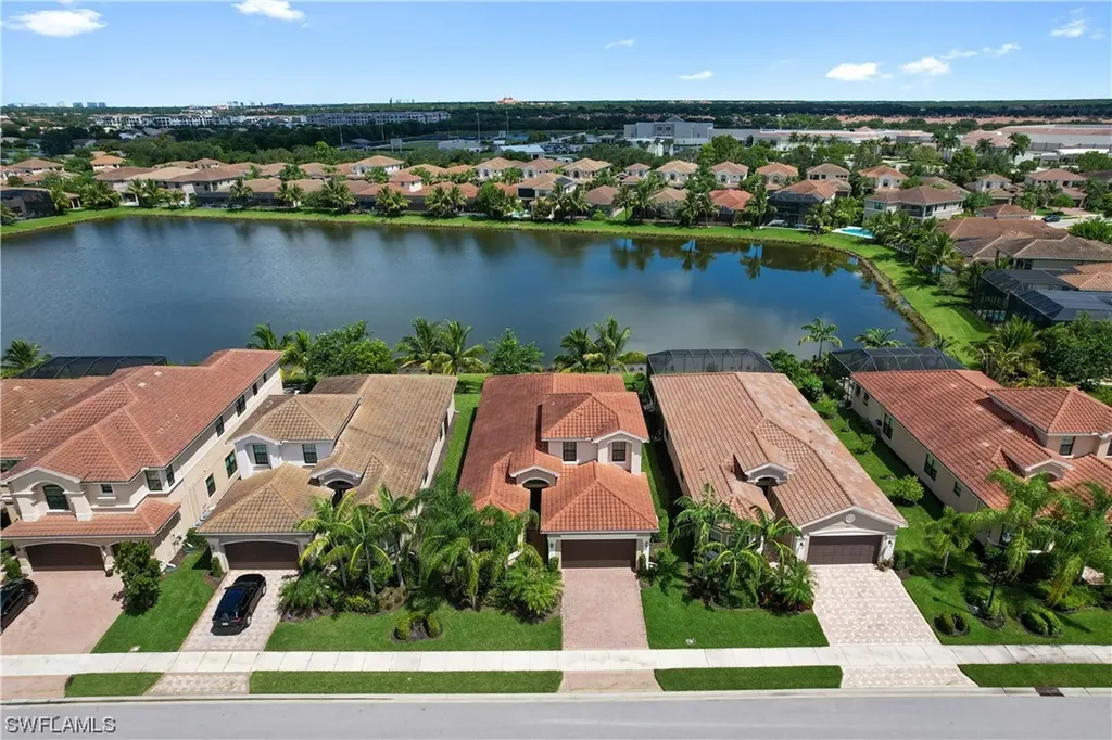 13715 Luna Drive Naples FL 34109