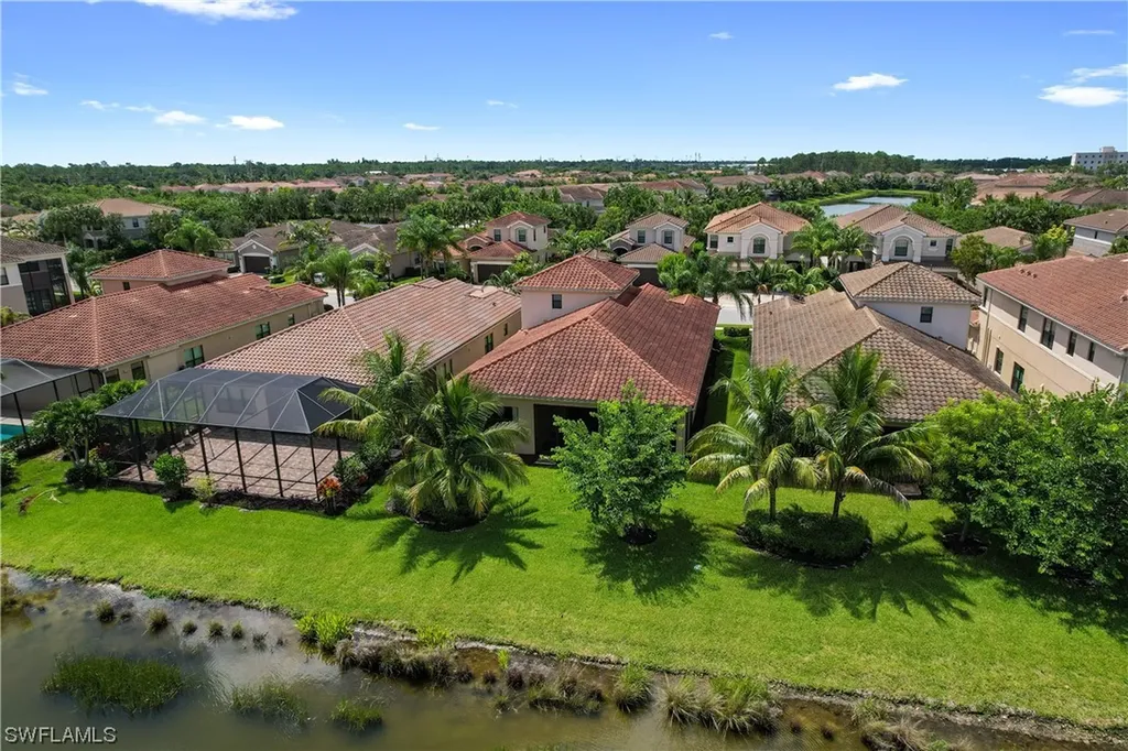 13715 Luna Drive Naples FL 34109